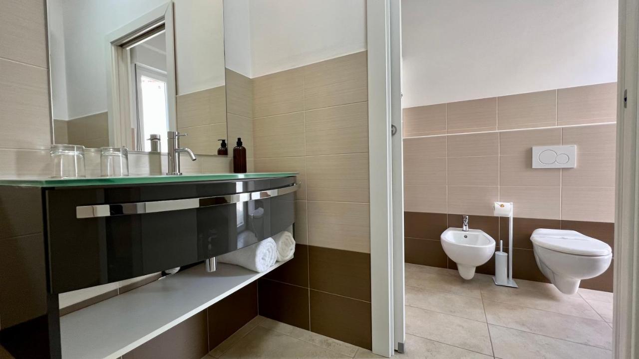 Arkadia 2.0 Hotel Каляри Екстериор снимка