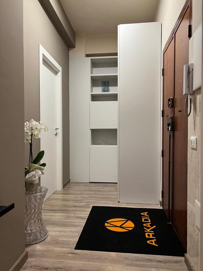 Arkadia 2.0 Hotel Каляри Екстериор снимка
